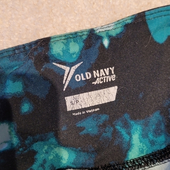 Old Navy Active size small green black leggings - Picture 8 of 9